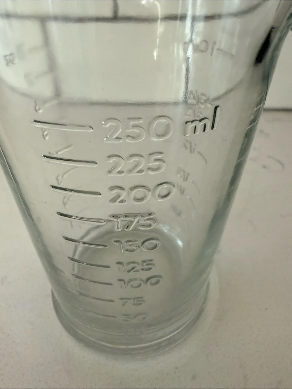 Anchor Hocking Vintage Three Tri-Pour Measuring Glass in Cups Oz and ml